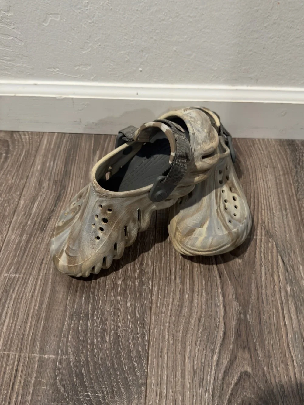 Crocs Kids' Echo Marble Clog - size 1